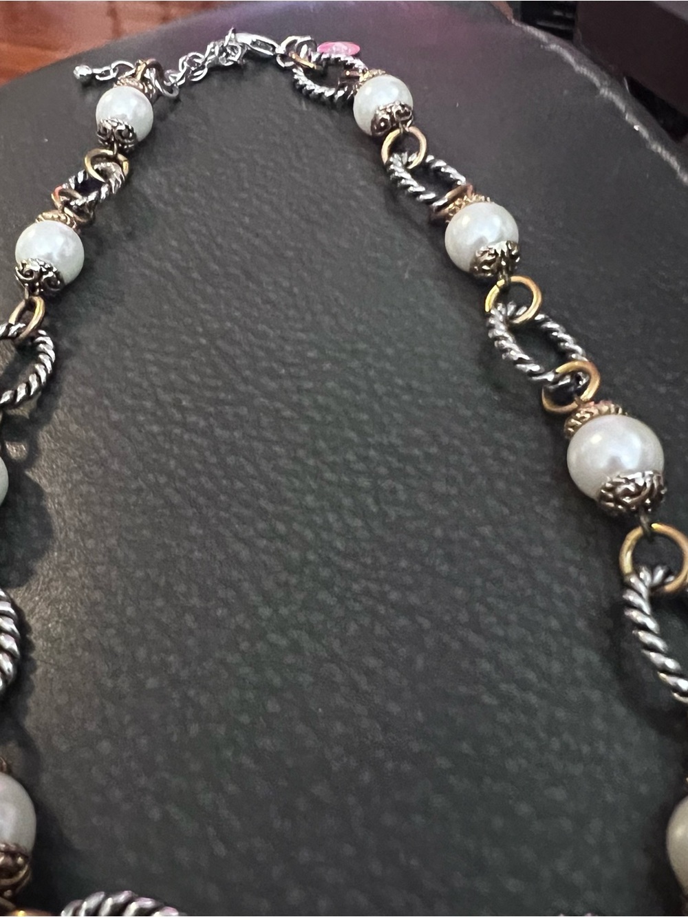 Pearl and Two-Tone Chain Necklace - Elegant Women's Jewelry